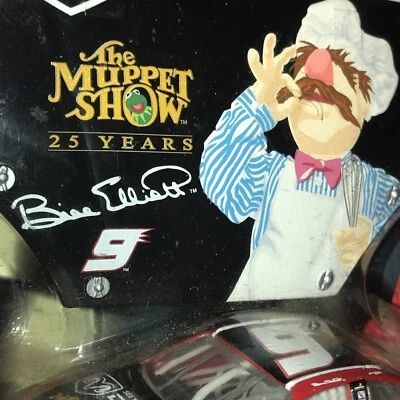 Winner's Circle 2002 Bill Elliot 1/64 Muppet Show Car Hood NASCAR Foto 1 de 4