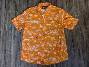Reyn Spooner Tampa Bay Buccaneers Hawaiian Shirt L NFL NFC Football DAMAGED - Picture 1 of 4