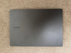 SAMSUNG GALAXY BOOK 3 PRO 16 POUCES i7 13TH 5TO SSD - Photo 1/2