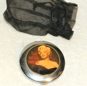 SALE---RARE--2006 Marilyn Monroe & Norma Jean Novelty Make-up Compact 