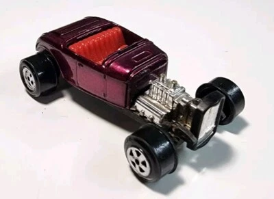 De colección 1969 Johnny Lightning Topper Magenta Personalizado '32 Ford 1/64 Diecast Difícil de Encontrar Foto 1 de 4
