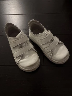 L'amour Caroline Scalloped Strap Sneaker In White For Girl's Toddler Size 8 - Image 1 of 4