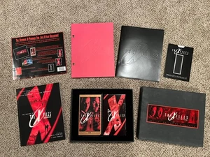 The X Files Fight The Future Special Collector's Edition VHS Box Set Complete - Picture 1 of 8