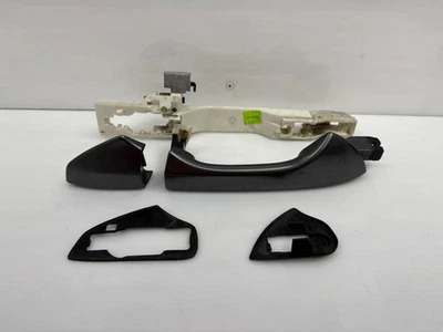 Серая ручка задней двери в сборе правая сторона для Honda Accord 2,4 л 08–12 годов от оригинального производителя NH737M - Изображение 1 из 2