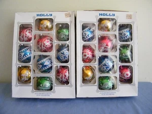 2 Schachteln mit 10 Vintage Stechpalme Glas Weihnachtsschmuck ~ Glitzer Schablone - Bild 1 von 10