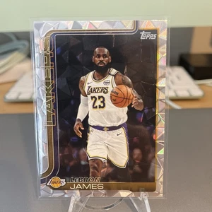 2025-26 Topps LeBron James Silver Diamante Parallel #150 - Bild 1 von 2