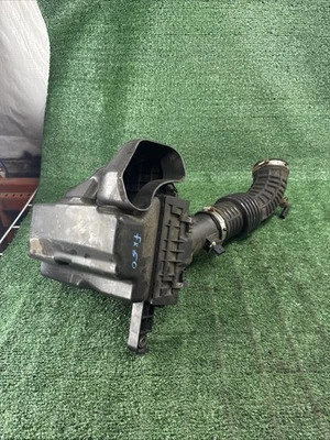 INFINITI FX50 2009-2013 OEM LEFT DRIVER AIR BOX CLEANER INTAKE 5.0L V8 ASSEMBLY — 第 1/4 张图片