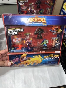 Akedo Ultimate Arcade Warriors Starter Pack Mini Battling Kick Action Figure - Picture 1 of 16