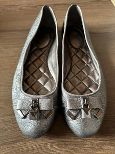 Michael Kors - 2 Paar Ballerinas, Silber und Creme-weiß, Gr. 39, gebraucht - Bild 1 von 4