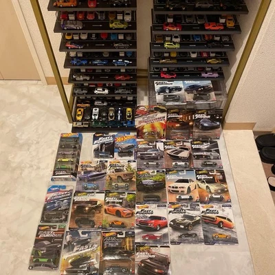 Set Completo Di 142 Mini Auto HotWheels Fast & Furious Con Parcheggio - Immagine 1 di 4