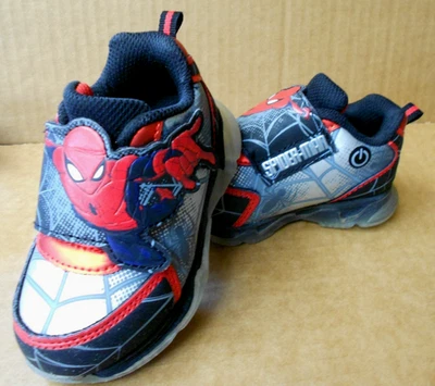 MARVEL Spiderman Boy's Toddler Outdoor Light-Up Sneakers Sz 6 - Image 1 of 4