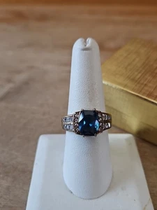 Sterling Silber goldfarbener Ring mit blauem Stein und CZ Gr. 7,75 - Bild 1 von 5