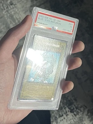 Yu-Gi-Oh! Blue-Eyes White Dragon SDK-001 Ultra Rare Faded Print - PSA 5 EX - Image 1 of 4