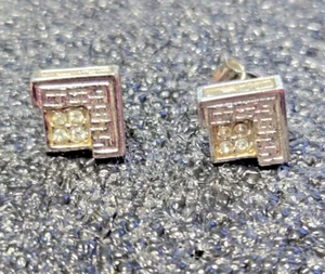 Silver Tone Clear Rhinestone Square Shaped Stud Costume Earrings Stamped 2505 - Bild 1 von 8