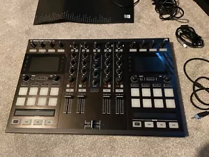 Traktor Kontrol S5 - Picture 1 of 10