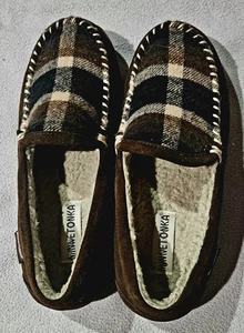 Minnetonka Men's Slippers Size 11 - Picture 1 of 4