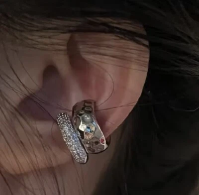 WUNDERSCHÖNE RHODINIERT DOPPEL OHRKLEMME ZIRKONIA OHRRINGE EDEL OHRRING EAR CUFF - Bild 1 von 4