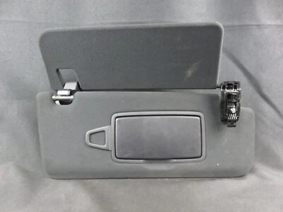 Mercedes Benz  S550  Sun Visor Front Passenger RH   Black 14 17 A2228100710  OEM - Imagem 1 de 4