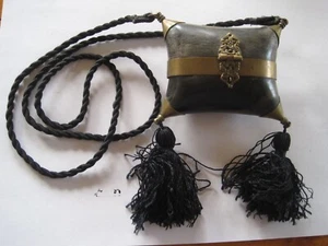 Vintage Roped Clutch Handtasche mit schwarzen Quasten - Bild 1 von 3