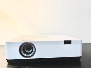 Eiki EK-130U 5,000 Lumen WUXGA 3LCD Projector - Picture 1 of 7