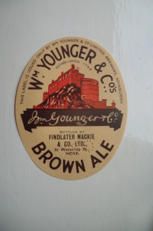 MINT WM YOUNGER EDINBURGH BROWN ALE BOTTLED BY FINDLATER HOVE BREWERY BEER LABEL - Image 1 of 1