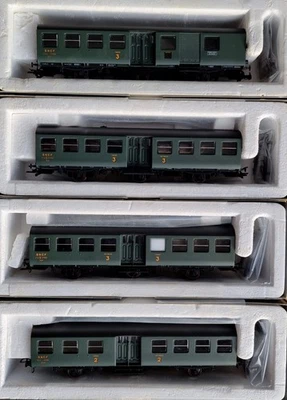 HO LS MODELS 40041 COFFRET 4 VOITURES dite 3 PATTES EP III Cl SNCF  Etat Neuf - Photo 1/2