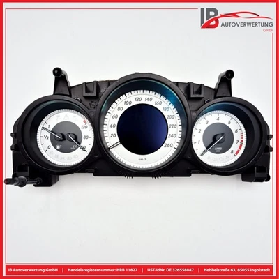 Cuadro de instrumentos velocímetro A2049004009 MERCEDES-BENZ Clase C C180 W204 VDO Orig. Foto 1 de 4