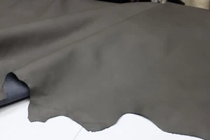 GRAY COWHIDE LEATHER - Soft Natural Grain Gray Leather / 3.0 - 3.5 oz (1.0 to 1 - Picture 1 of 6