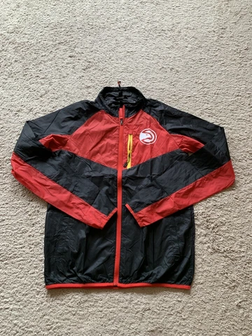 Atlanta Hawks Jacket Mens Small Black & Red Full Zip  Long Sleeve 4463 Cover