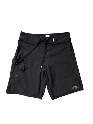 Bermuda de carga híbrida The North Face tamanho 30 preta 9" costura interna cordão externo - Imagem 1 de 4