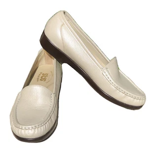 SAS Pearlized Shimmer Bone Light Taupe Loafers Special Occassion Size 7 - Picture 1 of 8