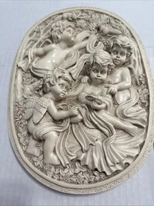 Ornate Cherubs In The Garden Wall Resin Baroque Hanging Wall Plaque 11”x8” - Picture 1 of 6