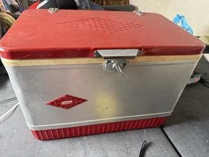 ๐1950's - 1960's RED Coleman Picnic Cooler Ice Chest Star Snowflake Lite - Picture 1 of 6