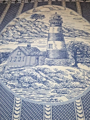 Cobertor de tapeçaria tecido farol náutico branco azul 46 x 52 - Imagem 1 de 4