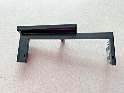 04-2010 MERCEDES-BENZ SLK280 SLK350 R171 ~ CUBIERTA CAMBIADOR CD DELANTERO ~ A1715450246 Foto 1 de 3