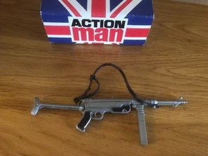 VINTAGE ACTION MAN GERMAN STORMTROOPER MP40 with PLASTIC STRAP - Picture 1 of 5