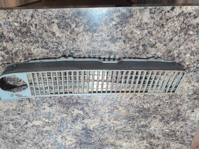 Buick Electra 1959 exterior cubierta lateral del conductor panel de moldura de ventilación Foto 1 de 4