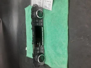 HIGHLANDR 2022 Temperature Control 1051036 - Picture 1 of 12