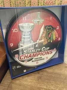 12 Inch Chicago Black Hawks Stanley Cup Champions Clock - Picture 1 of 4