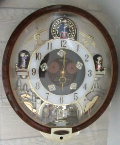 Seiko Animierte Wanduhr Swarovski Kristalle Melodie der Lieder - Bild 1 von 6