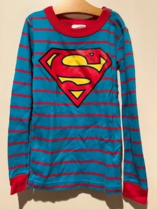 230175 Boys 130 8 HANNA ANDERSSON Superman L/S Organic Pajama Top Tee T Shirt EC - Picture 1 of 3