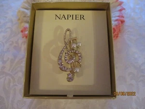 Boxed "Napier" Treble Clef Pin w/ Rhinestones & Pearls - Picture 1 of 2