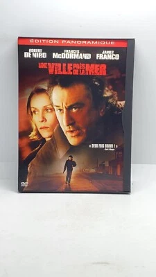 Une Ville Près de la Mer  French DVD  Snapcase  - Image 1 of 3