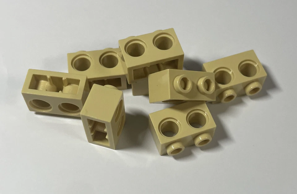 8x LEGO® Technic Stein mit zwei Löchern 32000 tan beige - Bild 1 von 1