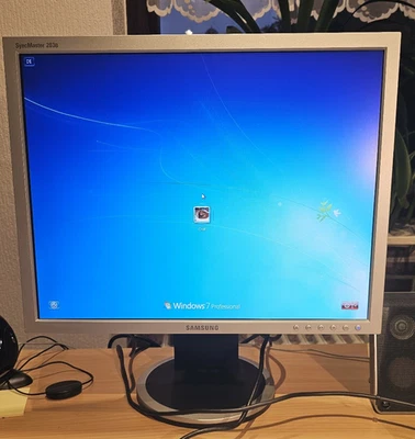 Samsung Syncmaster 203B silber gebraucht 20" 1400 x 1050 guter Zustand - Bild 1 von 2