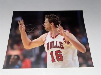 Foto firmada por Pau Gasol 8x10 Chicago Bulls Los Angeles Lakers Memphis Grizzlies Foto 1 de 2