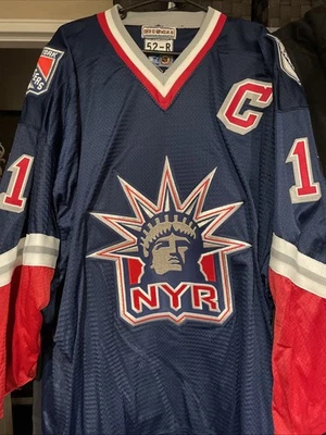 MARK MESSIER NEW YORK RANGERS STARTER AUTHENTIC JERSEY SIZE 52-R - Image 1 of 4