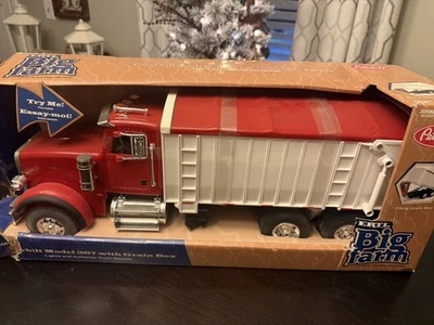 NEW Ertl Big Farm Peterbilt 367 Truck With Grain Box Lights & Sounds 21" 1/16th - Image 1 of 4