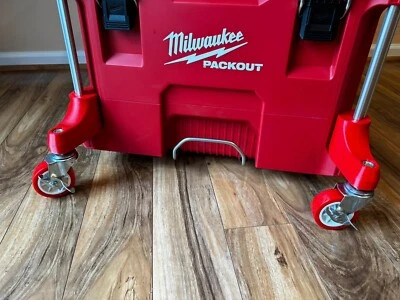 Milwaukee PACKOUT mobility upgrade kit (fixed casters with locks) - Image 1 of 4