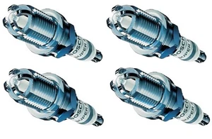 Spark Plugs x 4 Bosch Super 4 Fits Ford Focus Fiesta Ka Puma Mondeo C-Max Mazda - Picture 1 of 9